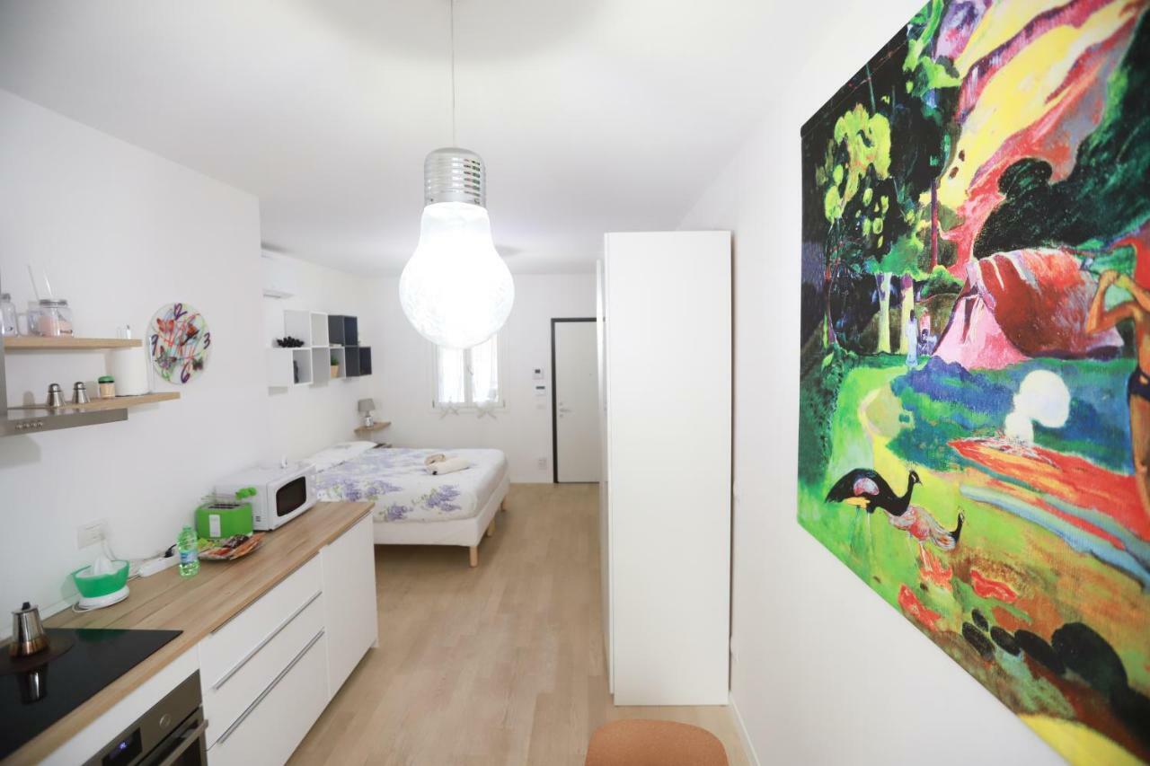 Laura's Home - I Navigli Che Vorrei Mailand Exterior foto